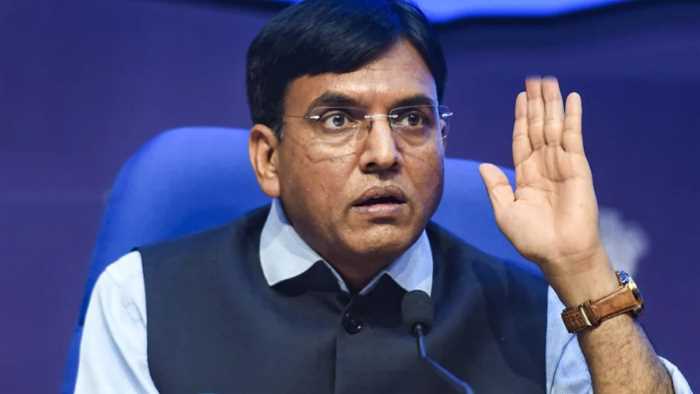 फार्मा बाजार में वॉल्यूम से वैल्यू लीडरशिप की ओर बढ़ने का समय : मंडाविया